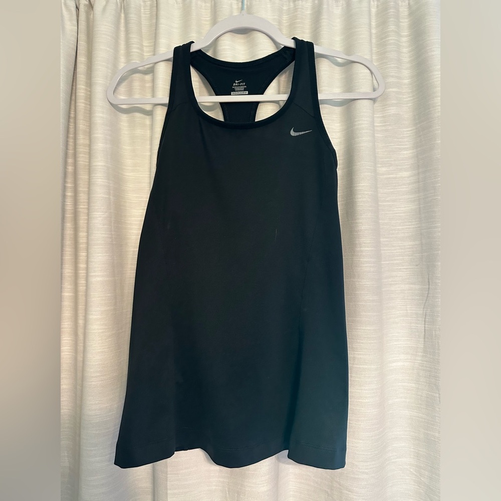 Nike Black Fitted Tank Top